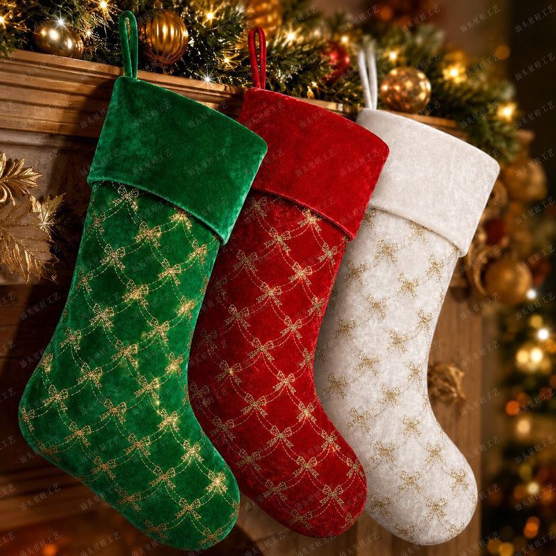 Christmas Stocking Hanging - زينة جديدة لجوارب عيد الميلاد، ديكور